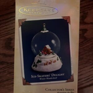 Lot of Hallmark Keepsake Ornaments
Dates 90s and 2000s.